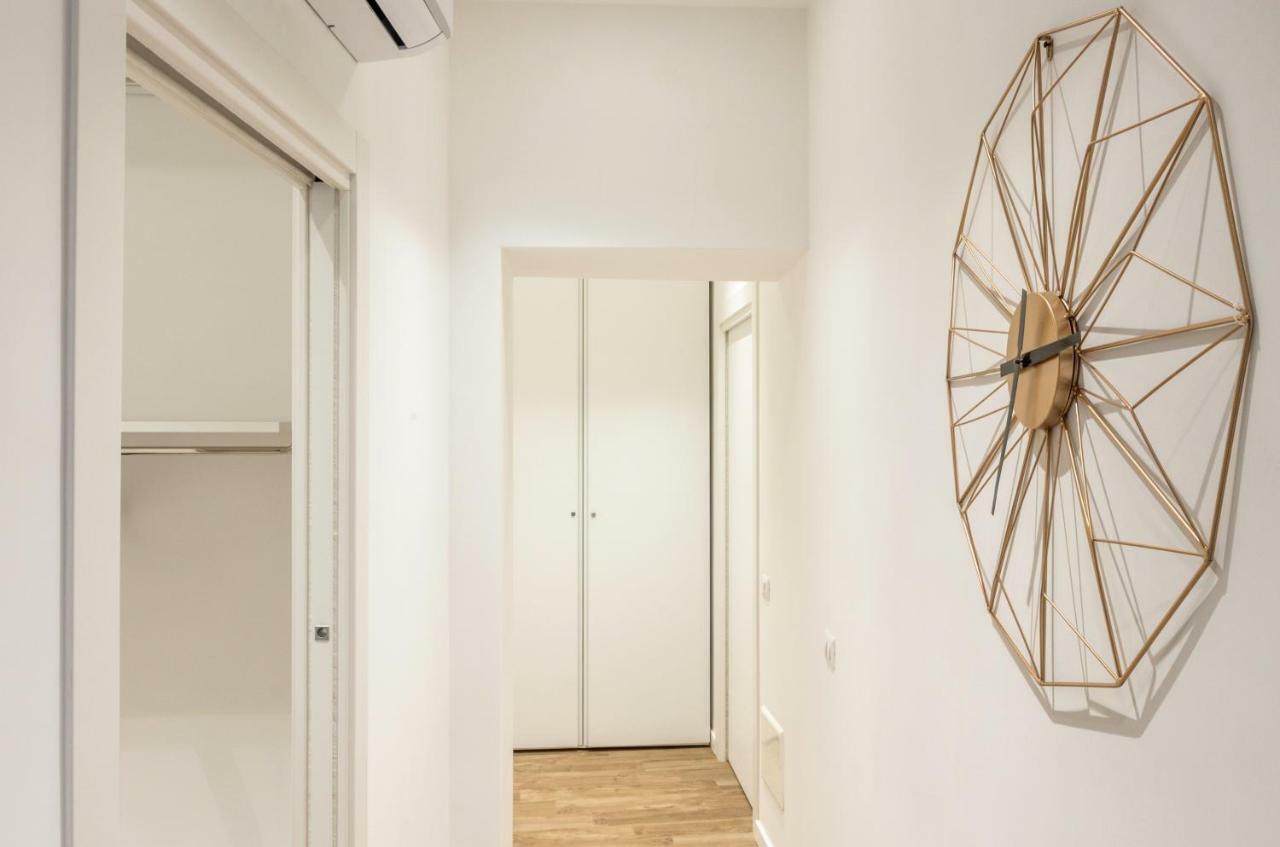 Lovely Rome Apartments - Historic City Center Exteriör bild