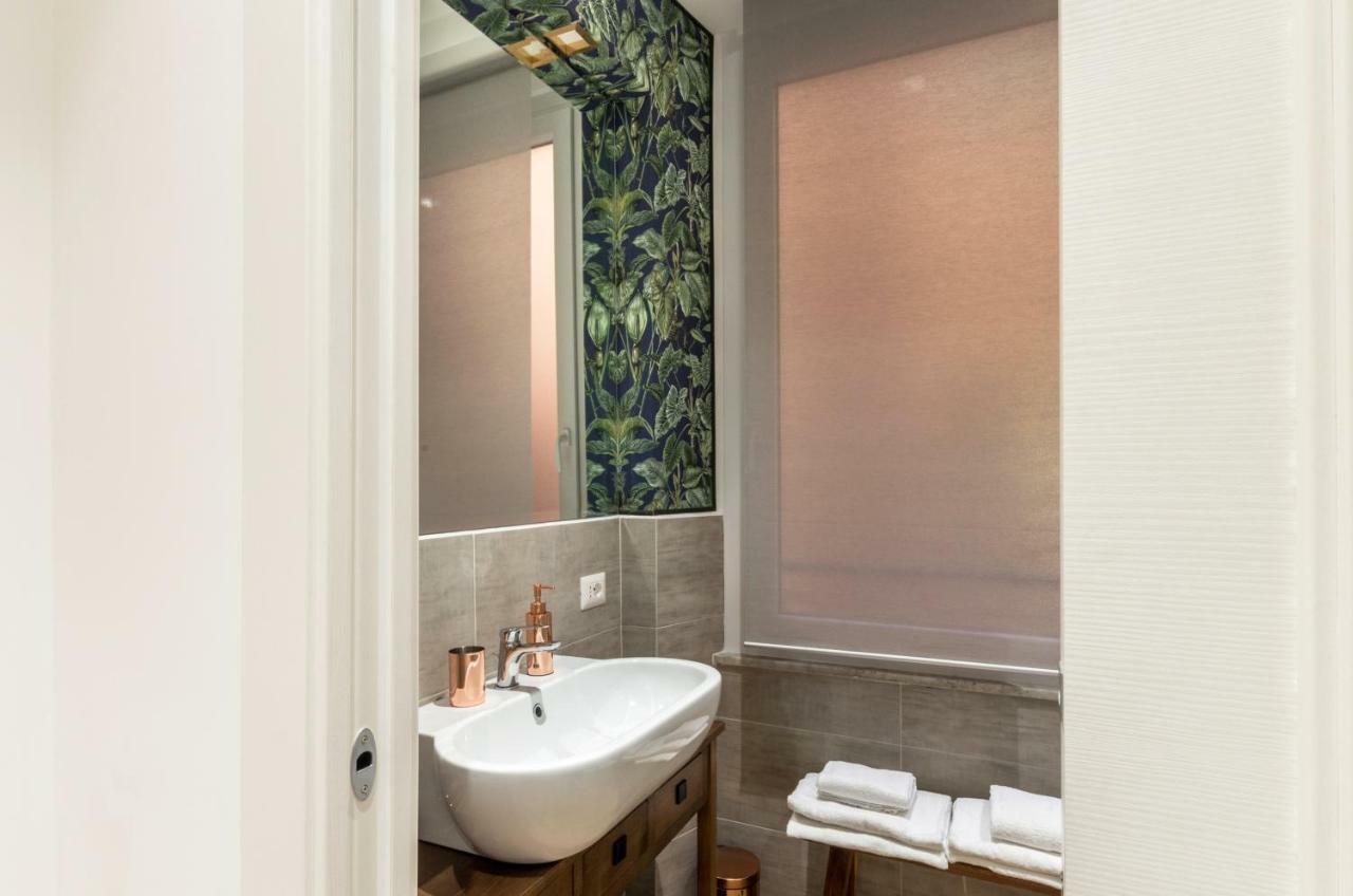 Lovely Rome Apartments - Historic City Center Exteriör bild