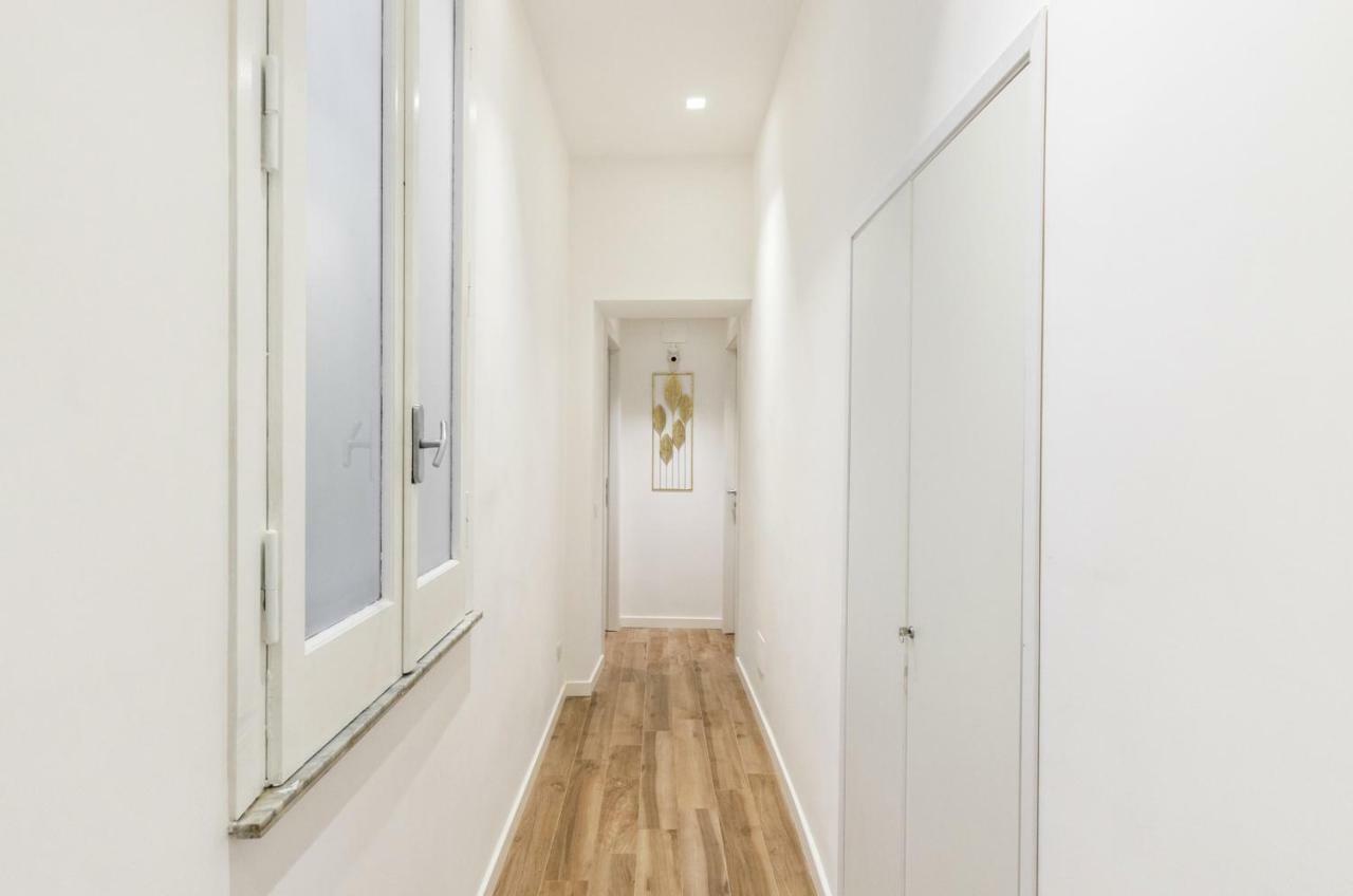 Lovely Rome Apartments - Historic City Center Exteriör bild