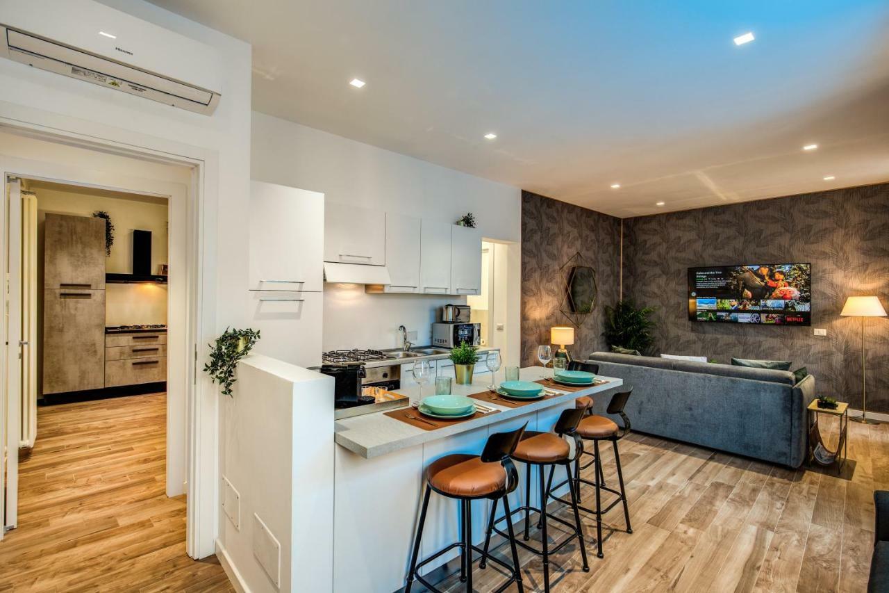Lovely Rome Apartments - Historic City Center Exteriör bild