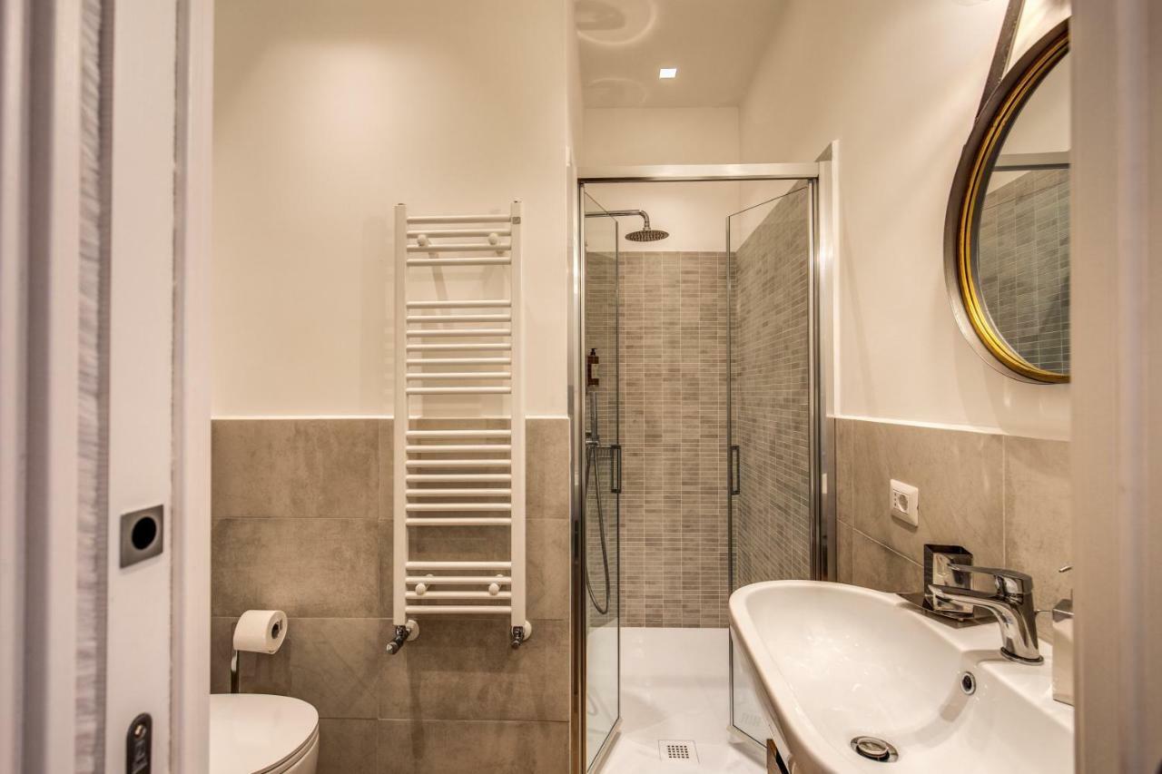 Lovely Rome Apartments - Historic City Center Exteriör bild